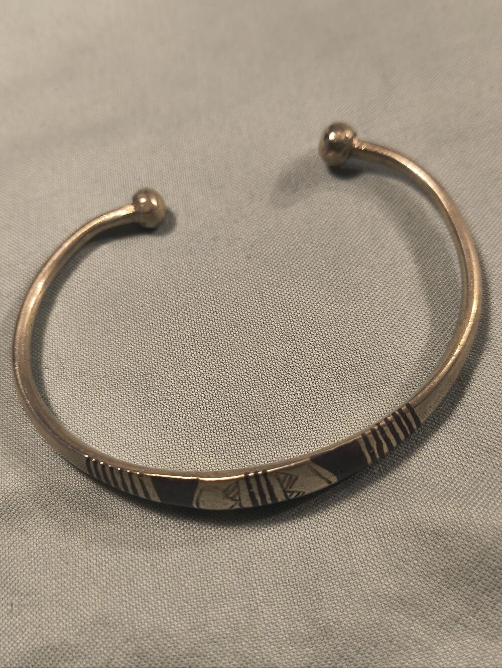 Vintage African Artisan Brass Torque Cuff Bracelet Ebony Horn Inlay Boho